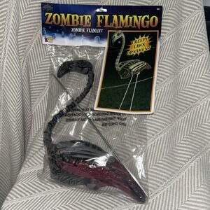 GHOULS GRAVEYARD HALLOWEEN SCARY ZOMBIE FLAMINGO BLOW MOLD YARD PROP NIP‎